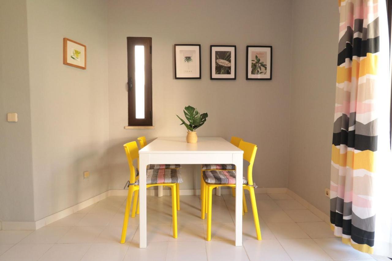 Lovelystay - Cozy 1Br Flat In Alvor With Ac And Balcony 외부 사진